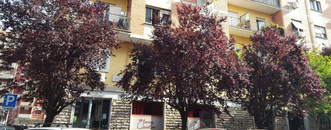 Vebis Guesthouse Roma Esterno foto